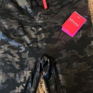 SPANX Black Camouflage Leggings